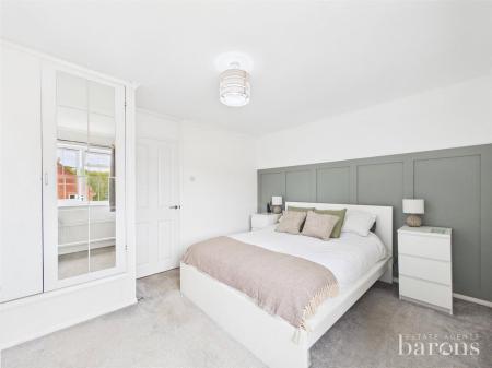 2 bedroom Terraced House for sale in Paterson Close, Basingstoke