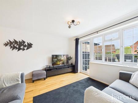 2 bedroom Terraced House for sale in Paterson Close, Basingstoke