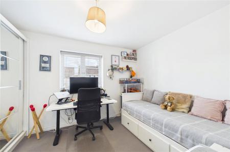 2 bedroom Terraced House for sale in Englefield Way, Basingstoke