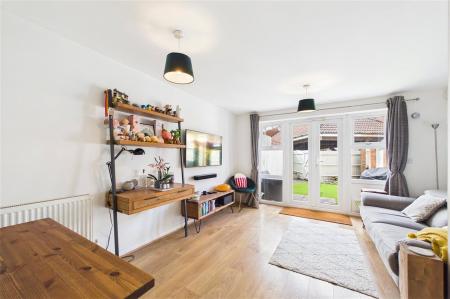 2 bedroom Terraced House for sale in Englefield Way, Basingstoke