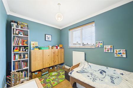 3 bedroom Terraced House for sale in Dartmouth Walk, Basingstoke