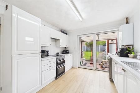 3 bedroom Semi-detached bungalow for sale in Buckland Avenue, Basingstoke