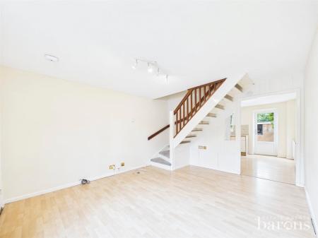 2 bedroom End of terrace house for sale in Aghemund Close, Chineham