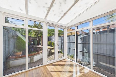 2 bedroom Terraced House for sale in Little Copse Chase, Chineham