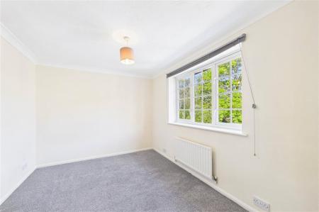 2 bedroom Terraced House for sale in Little Copse Chase, Chineham