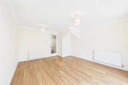 2 bedroom Terraced House for sale in Little Copse Chase, Chineham