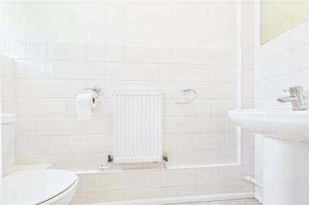 2 bedroom Terraced House for sale in Little Copse Chase, Chineham