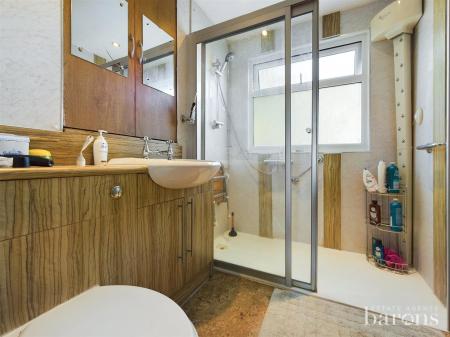 3 bedroom End of terrace house for sale in Brocas Drive, Basingstoke