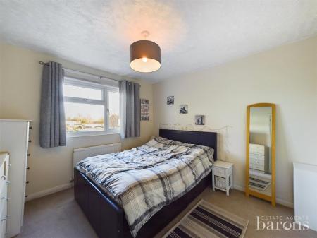 3 bedroom End of terrace house for sale in Brocas Drive, Basingstoke