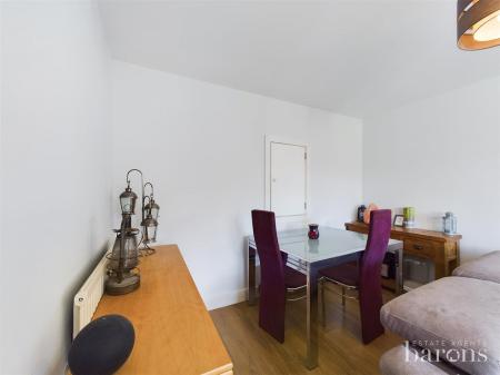 3 bedroom End of terrace house for sale in Brocas Drive, Basingstoke