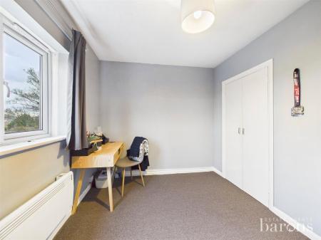 2 bedroom Flat for sale in Frescade Crescent, Basingstoke