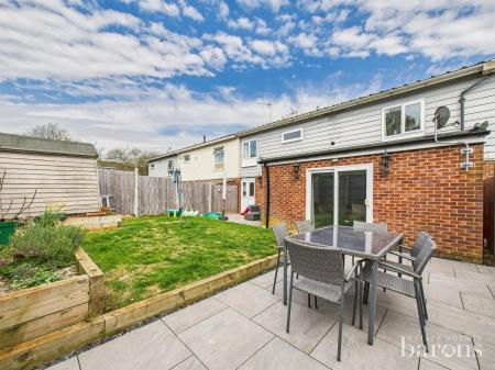 5 bedroom Terraced House for sale in Warwick Road, Basingstoke