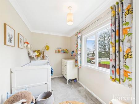 5 bedroom Terraced House for sale in Warwick Road, Basingstoke