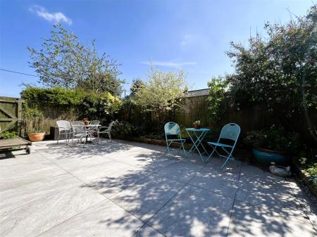 3 bedroom Semi-detached house for sale in Sherfield Green, Sherfield-on-Loddon