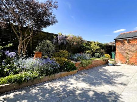 3 bedroom Semi-detached house for sale in Sherfield Green, Sherfield-on-Loddon
