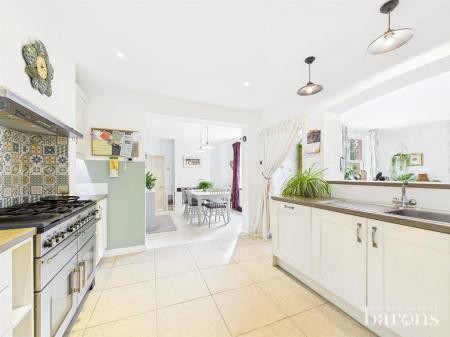 3 bedroom Semi-detached house for sale in Sherfield Green, Sherfield-on-Loddon