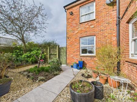 3 bedroom Semi-detached house for sale in Sherfield Green, Sherfield-on-Loddon