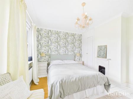 3 bedroom Semi-detached house for sale in Sherfield Green, Sherfield-on-Loddon