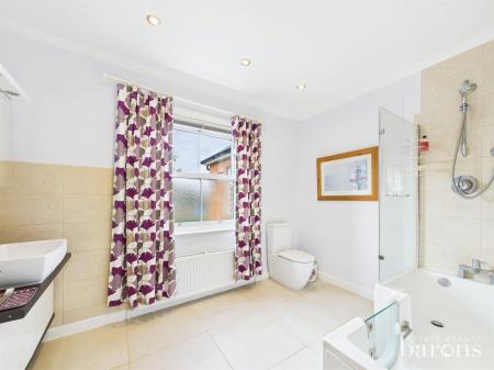 3 bedroom Semi-detached house for sale in Sherfield Green, Sherfield-on-Loddon