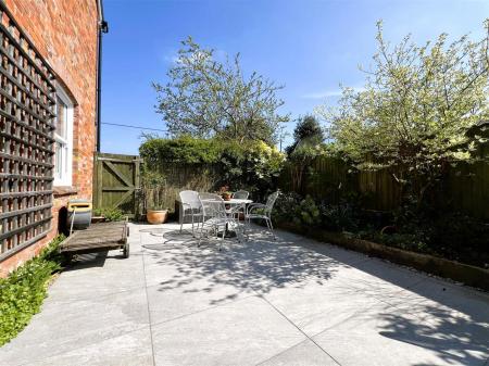 3 bedroom Semi-detached house for sale in Sherfield Green, Sherfield-on-Loddon