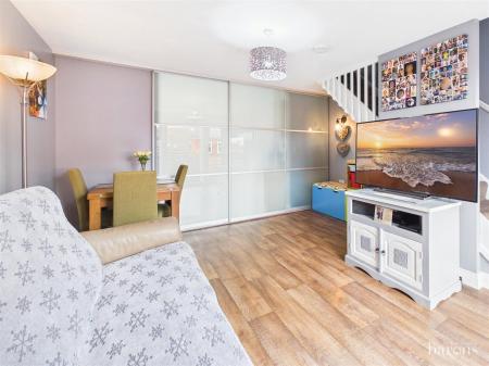3 bedroom Semi-detached house for sale in Benham Road, Basingstoke