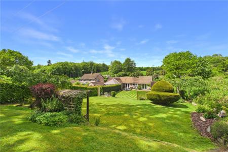 3 bedroom Semi-detached bungalow for sale in Green Lane, Ellisfield