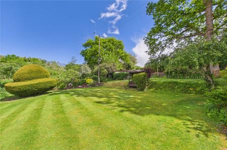 3 bedroom Semi-detached bungalow for sale in Green Lane, Ellisfield