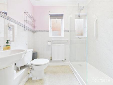 3 bedroom Semi-detached house for sale in Birches Crest, Hatch Warren