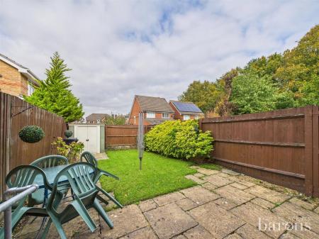 3 bedroom Semi-detached house for sale in Birches Crest, Hatch Warren