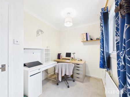 3 bedroom End of terrace house for sale in Dudley Close, Basingstoke