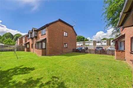 2 bedroom Flat for sale in Pittard Road, Basingstoke