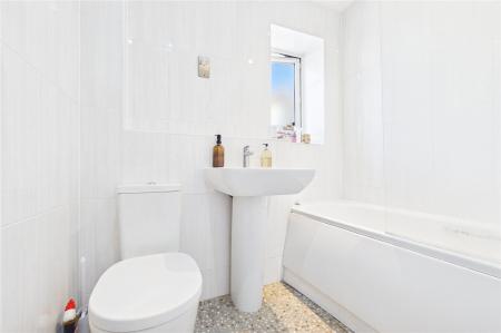 5 bedroom Detached house for sale in St. Catherine Road, Basingstoke