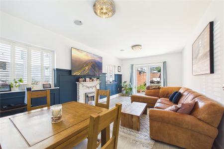 5 bedroom Detached house for sale in St. Catherine Road, Basingstoke