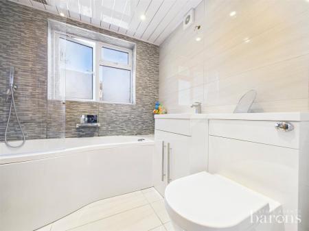 2 bedroom Terraced House for sale in Worting Road, Basingstoke