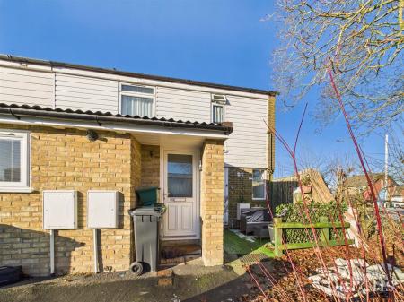 1 bedroom Maisonette for sale in Tweedsmuir Close, Basingstoke