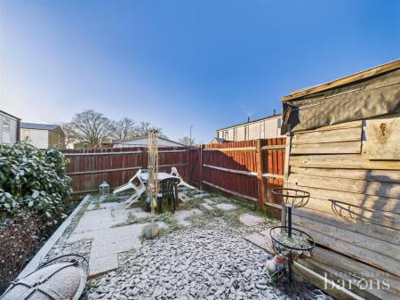 1 bedroom Maisonette for sale in Tweedsmuir Close, Basingstoke