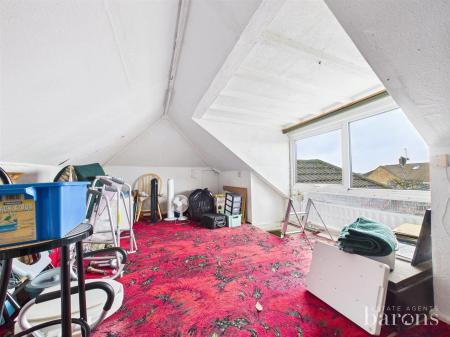 3 bedroom Bungalow for sale in Brackley Way, Basingstoke