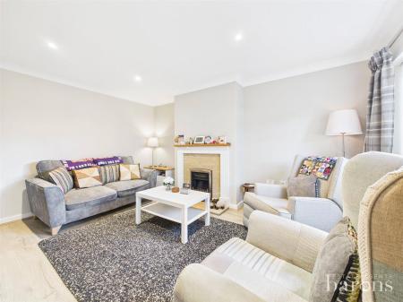 3 bedroom End of terrace house for sale in Lyn Court, Basingstoke