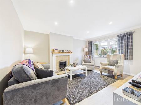 3 bedroom End of terrace house for sale in Lyn Court, Basingstoke