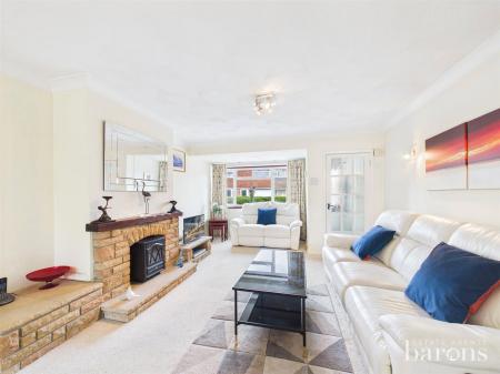 3 bedroom Terraced House for sale in Hillary Road, Basingstoke