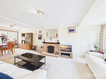 3 bedroom Terraced House for sale in Hillary Road, Basingstoke