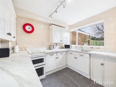 3 bedroom Terraced House for sale in Hillary Road, Basingstoke