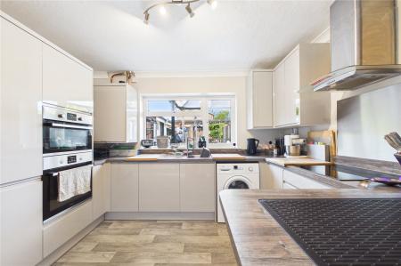 4 bedroom Terraced House for sale in Cavalier Road, Old Basing