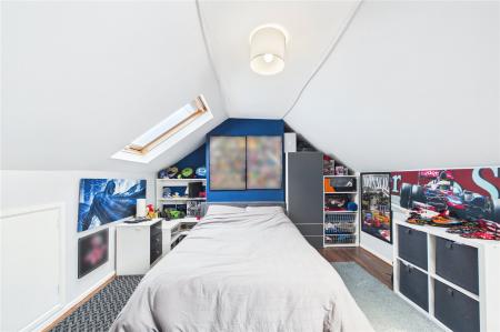 4 bedroom Terraced House for sale in Cavalier Road, Old Basing