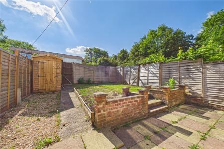 3 bedroom Terraced House for sale in Chopin Road, Basingstoke