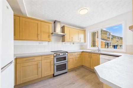 3 bedroom Terraced House for sale in Chopin Road, Basingstoke