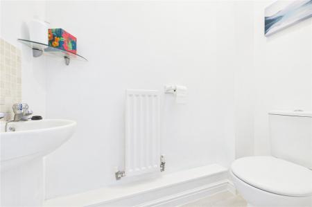 2 bedroom Terraced House for sale in Vernham Mews, Basingstoke