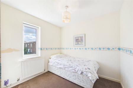 3 bedroom End of terrace house for sale in Falkland Road, Basingstoke