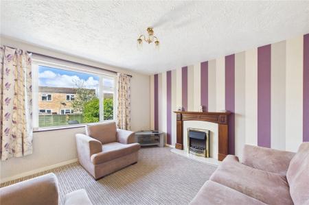 3 bedroom End of terrace house for sale in Falkland Road, Basingstoke