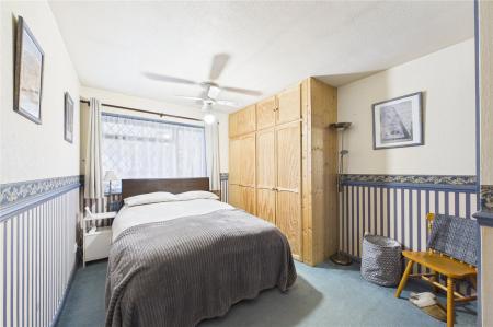 3 bedroom Terraced bungalow for sale in Thames Court, Basingstoke